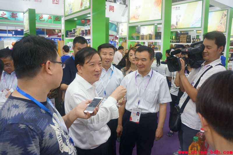 點(diǎn)擊瀏覽下一頁(yè)